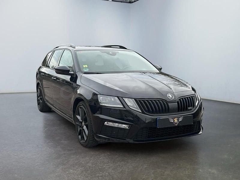 Usado Skoda Octavia RS 184 CV (135 kW) 2018 Gris / plata Familiar