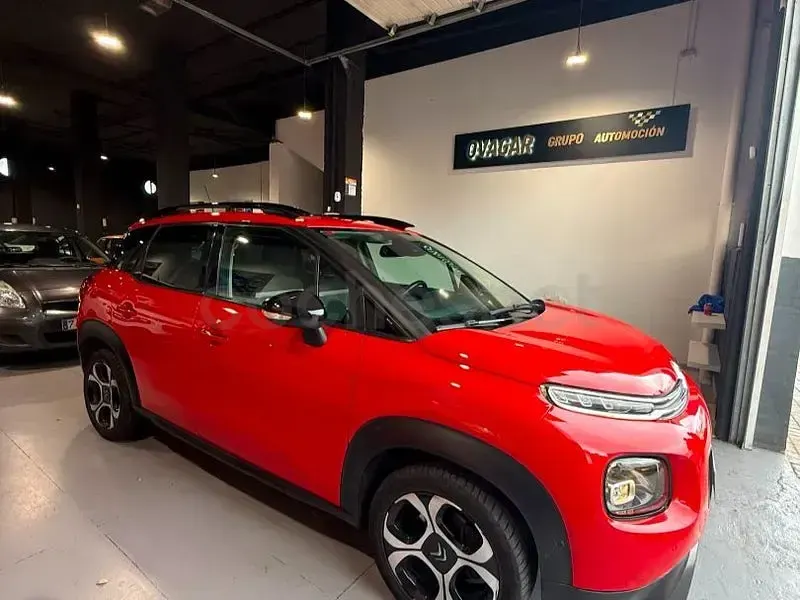 Usado Citroën C3 Aircross Feel 110 CV (80 kW) 2018 Rojo SUV