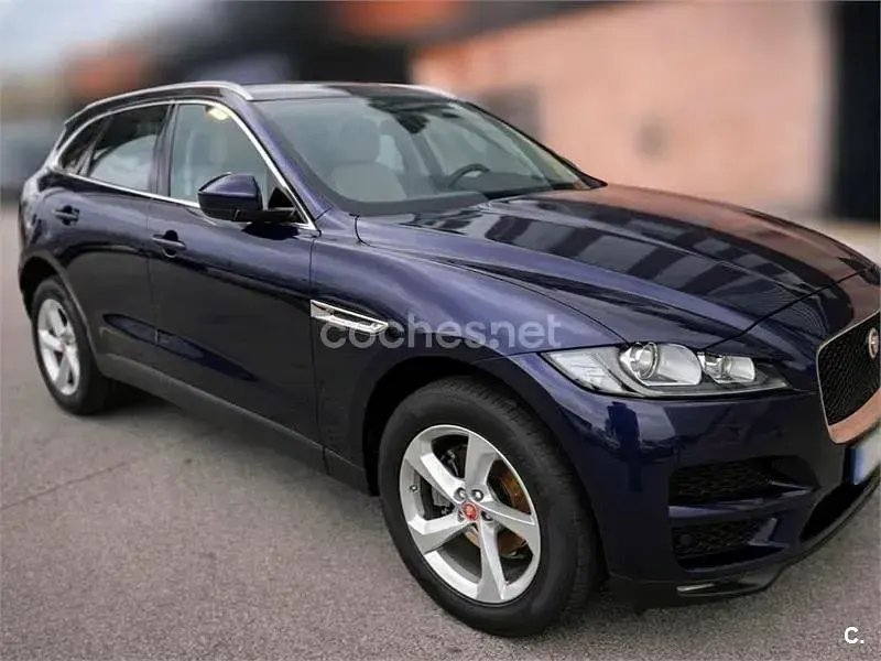 Usado Jaguar F-Pace Prestige 180 CV (132 kW) 2019 Azul SUV
