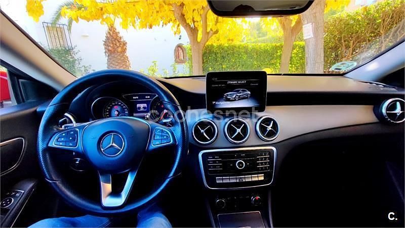 Usado Mercedes CLA200 136 CV (100 kW) 2018 Rojo Berlina