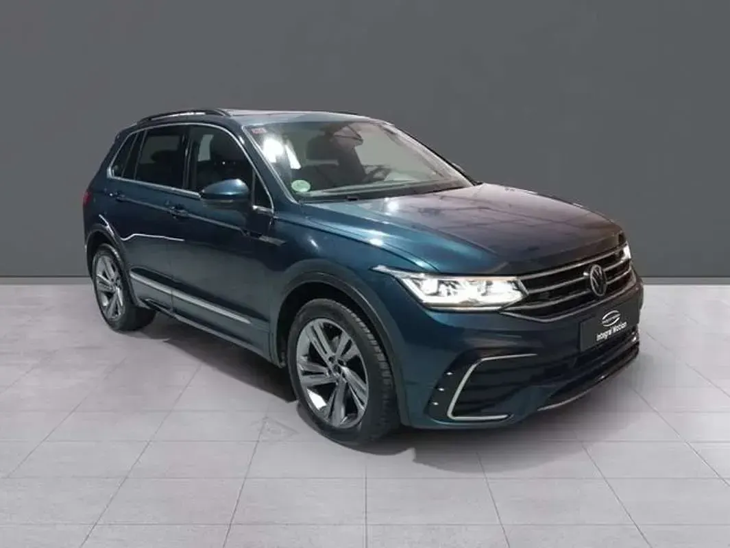 Usado VW Tiguan R-line 150 CV (110 kW) 2021 Azul SUV