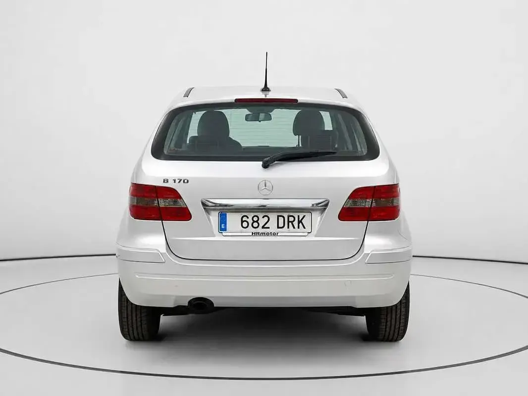 Usado Mercedes B170 116 CV (85 kW) 2005 Gris Monovolumen