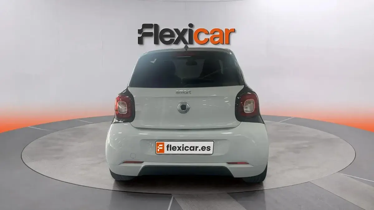 Usado Smart ForFour 90 CV (66 kW) 2019 Blanco Utilitario