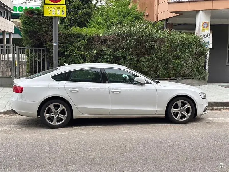 Usado Audi A5 Sportback Advanced 150 CV (110 kW) 2014 Blanco Utilitario