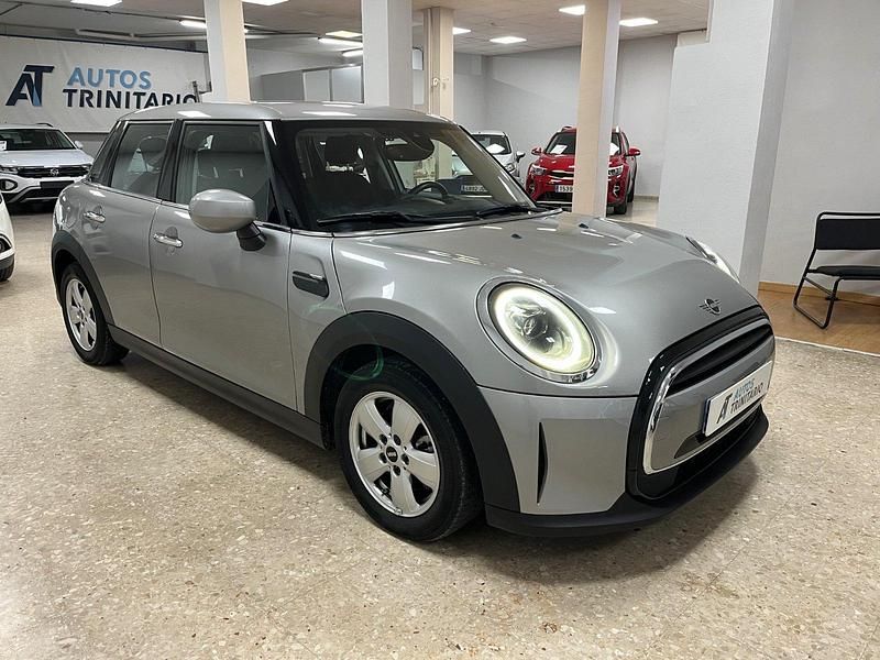Usado Mini Cooper 136 CV (100 kW) 2023 Gris Utilitario