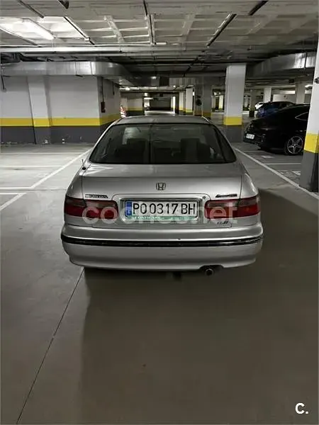 Usado Honda Accord 115 CV (84 kW) 1998 Gris / plata Berlina