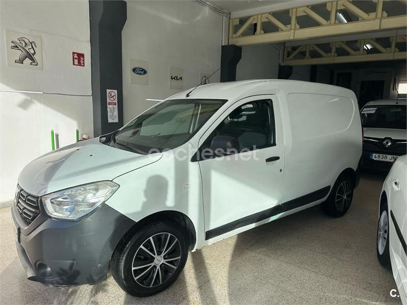 Blanco Usado 2014 Dacia Dokker Ambiance Monovolumen | 6900 € (Precio justo) - Imagen 1/4