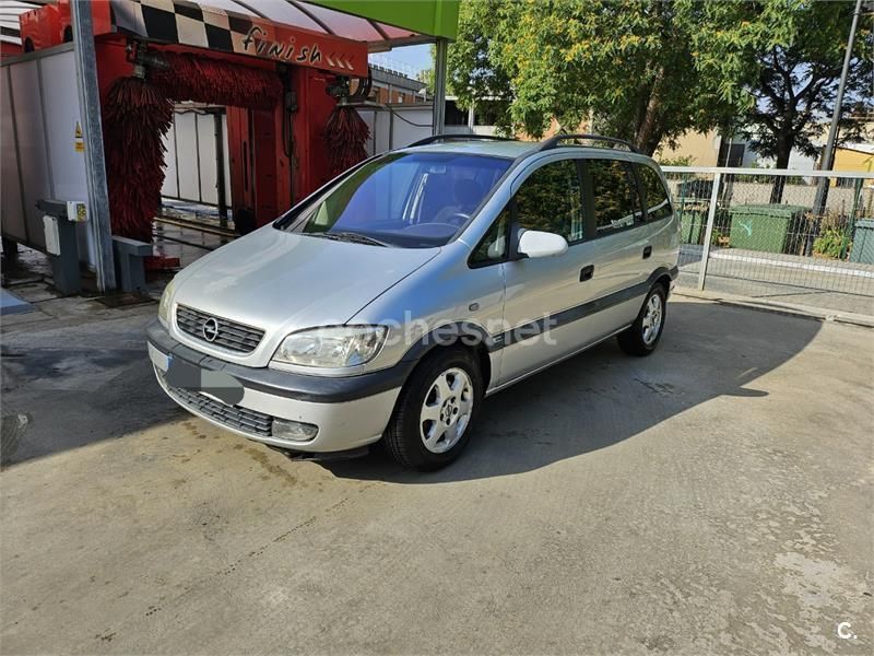 Gris / plata Usado 2001 Opel Zafira Comfort Monovolumen | 2200 € (Un poco caro) - Imagen 1/4