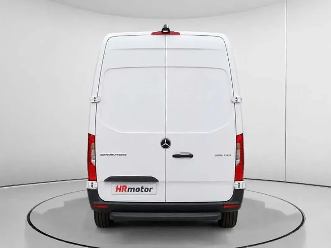 Usado Mercedes Sprinter 150 CV (110 kW) 2023 Blanco Van