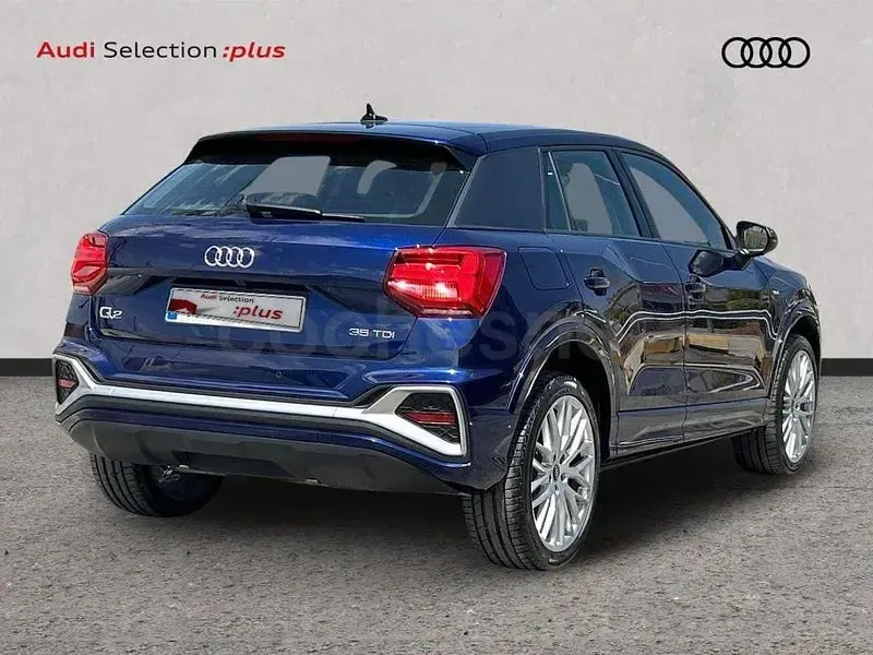 Usado Audi Q2 150 CV (110 kW) 2025 Azul SUV