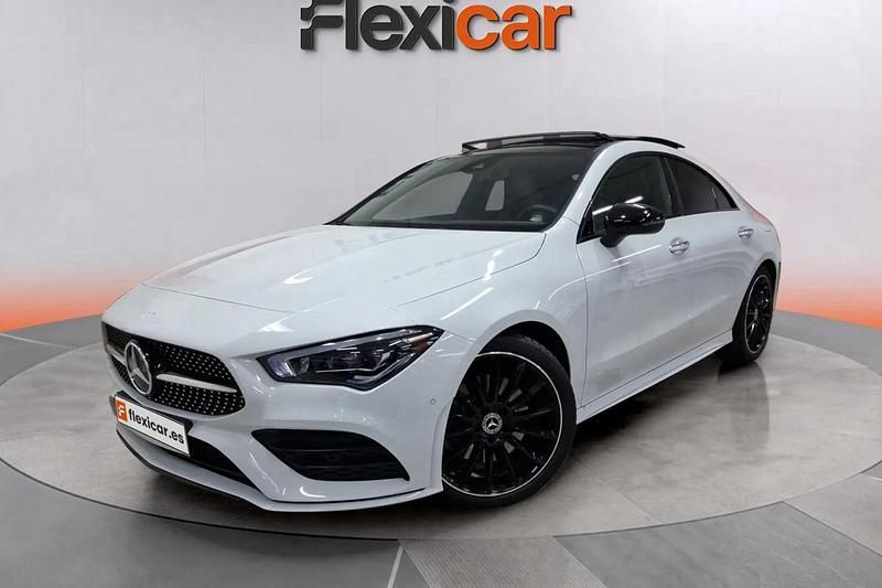 Usado Mercedes CLA220 190 CV (139 kW) 2025 Blanco Berlina