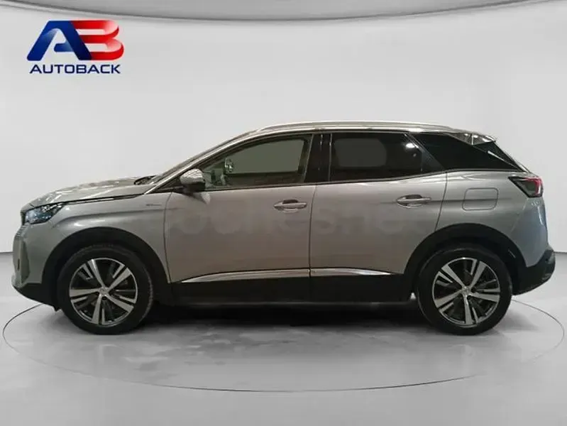 Usado Peugeot 3008 Allure 225 CV (165 kW) 2021 Gris SUV
