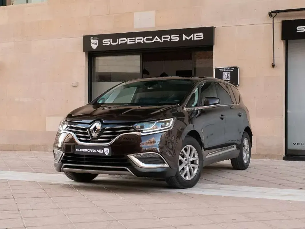 Usado Renault Espace Life 131 CV (96 kW) 2016 Marrón Monovolumen