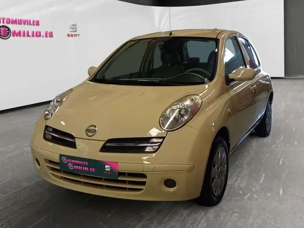Usado Nissan Micra Visia+ 80 CV (58 kW) 2006 Beige Utilitario