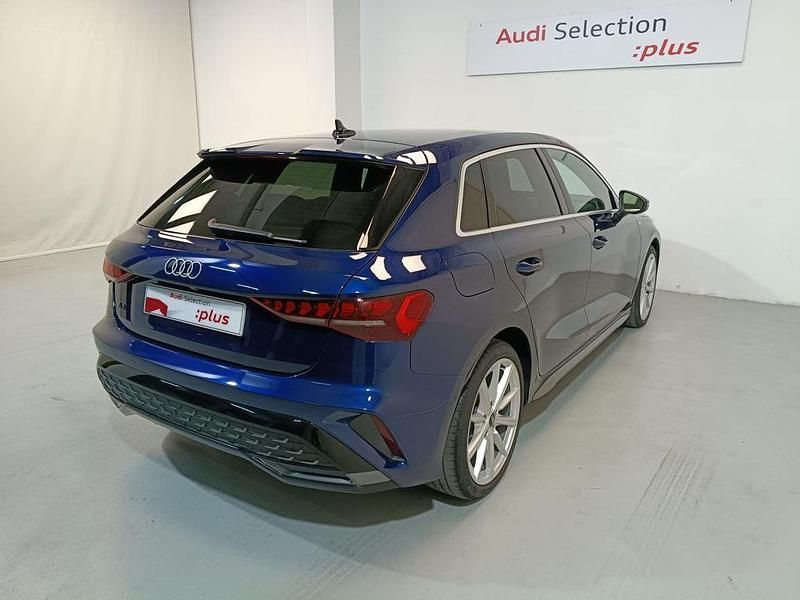Usado Audi Q3 S-Line 150 CV (110 kW) 2025 Azul SUV
