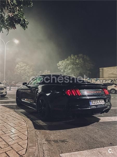 Usado Ford Mustang Fastback 314 CV (230 kW) 2015 Negro Coupe