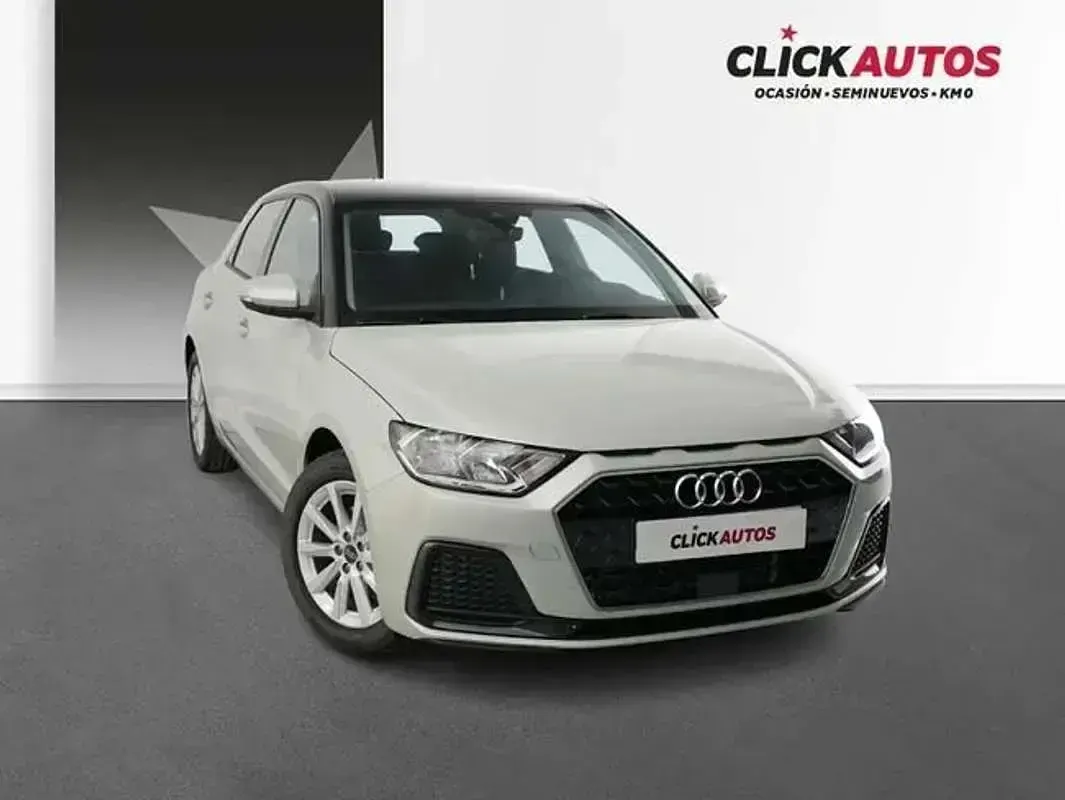 Usado Audi A1 Advanced 116 CV (85 kW) 2025 Plateado SUV