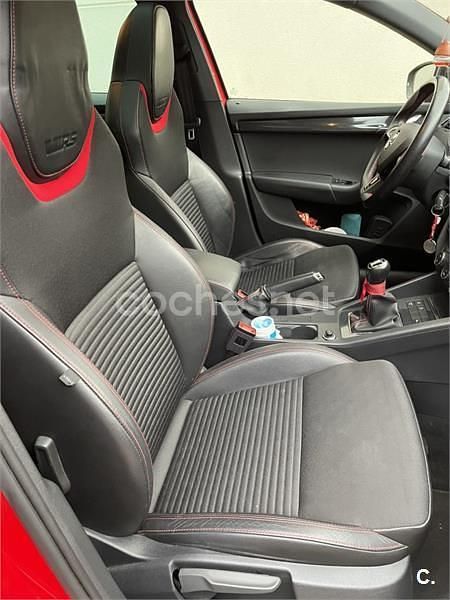 Rojo Usado 2017 Skoda Octavia RS Familiar | 15.000 € (Precio justo) - Imagen 1/4