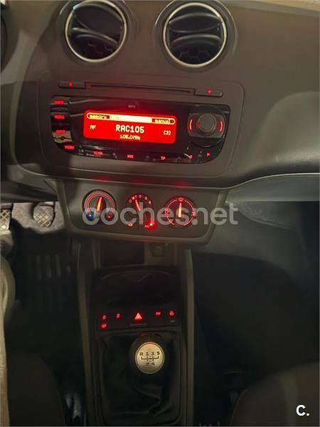 Usado Seat Ibiza Copa 75 CV (55 kW) 2012 Gris / plata Berlina