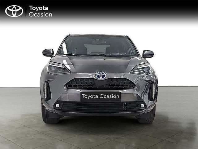 Usado Toyota Yaris Hybrid Active 130 CV (95 kW) 2025 Gris Pickup/Camioneta