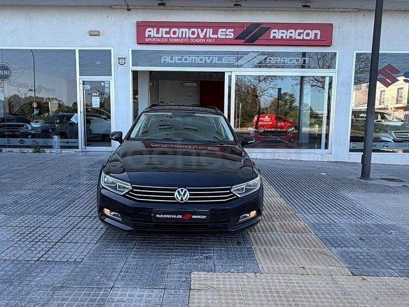 Usado VW Passat Advance 120 CV (88 kW) 2018 Negro Familiar