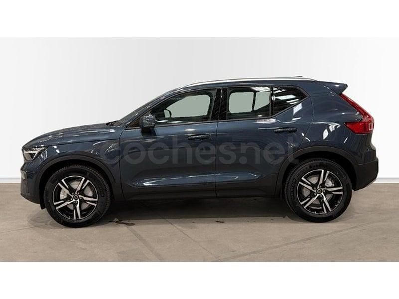 Nuevo Volvo XC40 Core 163 CV (119 kW) 2025 Azul SUV