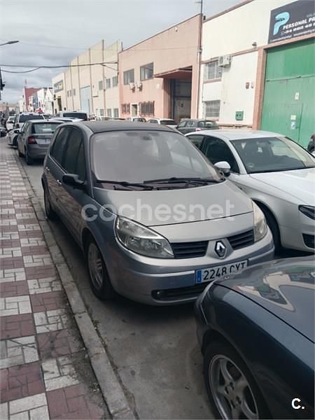 Gris / plata Usado 2004 Renault Scénic II Dynamique Monovolumen | 1400 € (Super precio) - Imagen 1/4