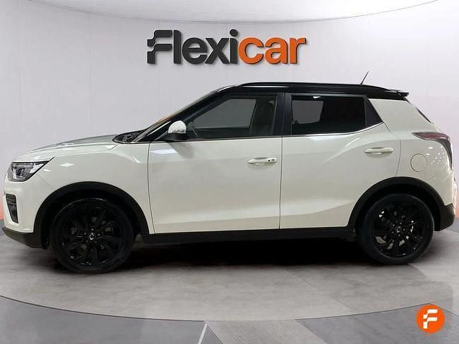 Usado Ssangyong (KGM) Tivoli Limited 163 CV (119 kW) 2020 Gris SUV