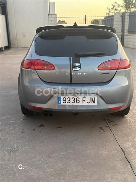 Gris / plata Usado 2007 Seat Leon Sport Berlina | 4400 € (Buen precio) - Imagen 1/4