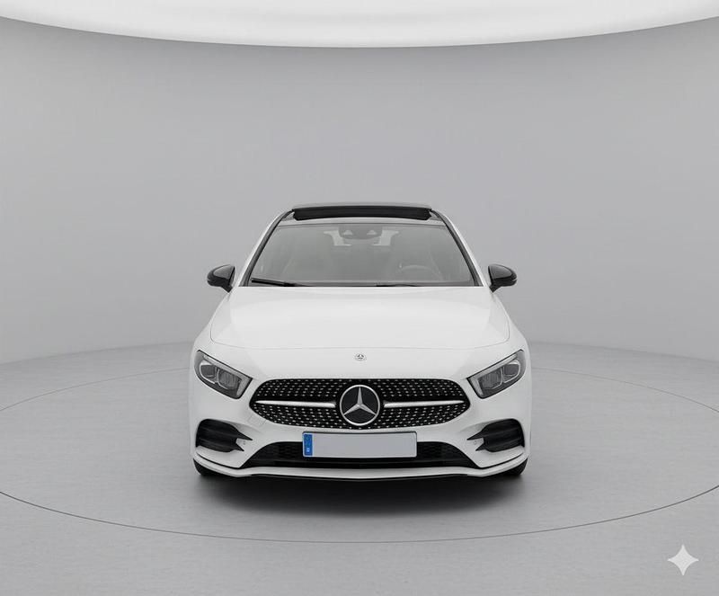 Usado Mercedes A180 116 CV (85 kW) 2018 Blanco Berlina