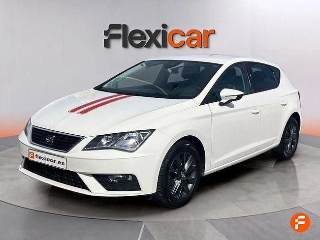 Usado Seat Leon Style 115 CV (84 kW) 2019 Blanco