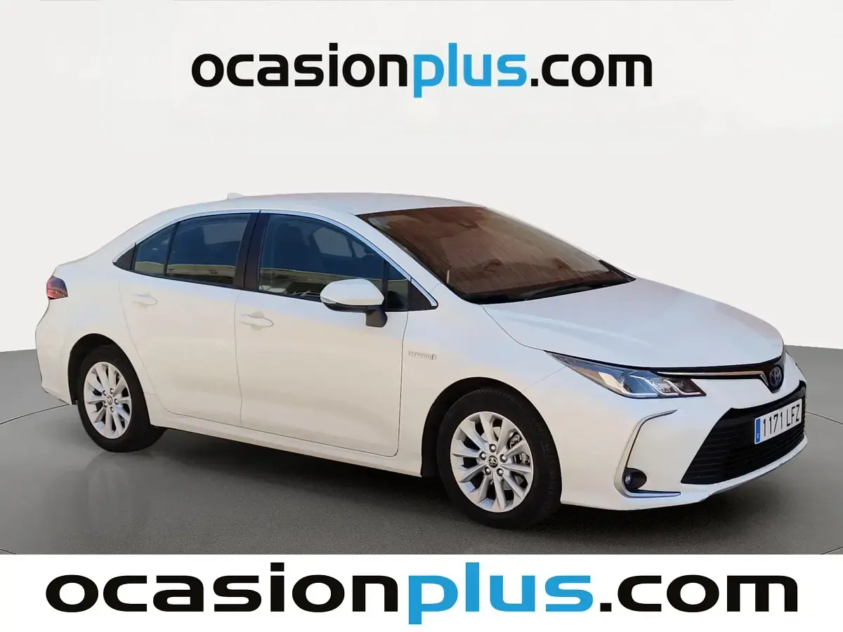 Usado Toyota Corolla Active 122 CV (89 kW) 2020 Blanco Berlina