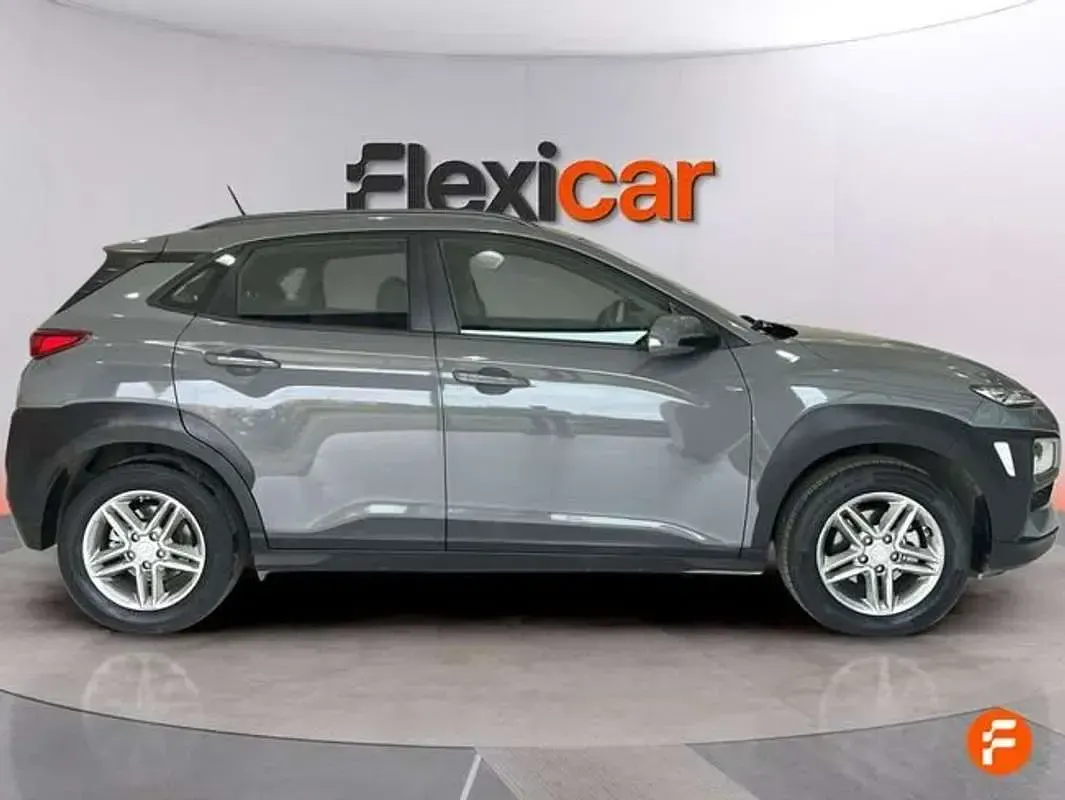 Usado Hyundai Kona 116 CV (85 kW) 2019 Gris SUV