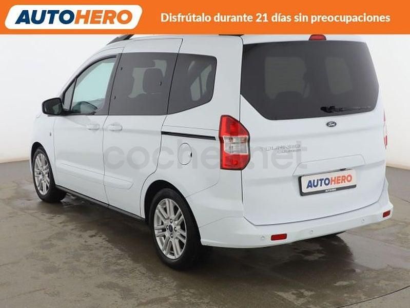 Usado Ford Tourneo Courier Titanium 100 CV (73 kW) 2019 Blanco Monovolumen