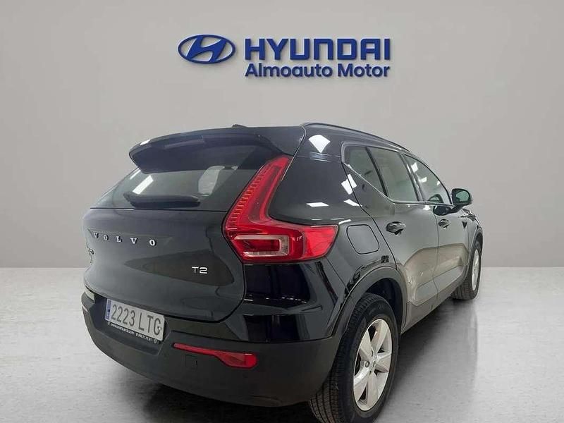 Usado Volvo XC40 Momentum 129 CV (94 kW) 2021 Negro SUV