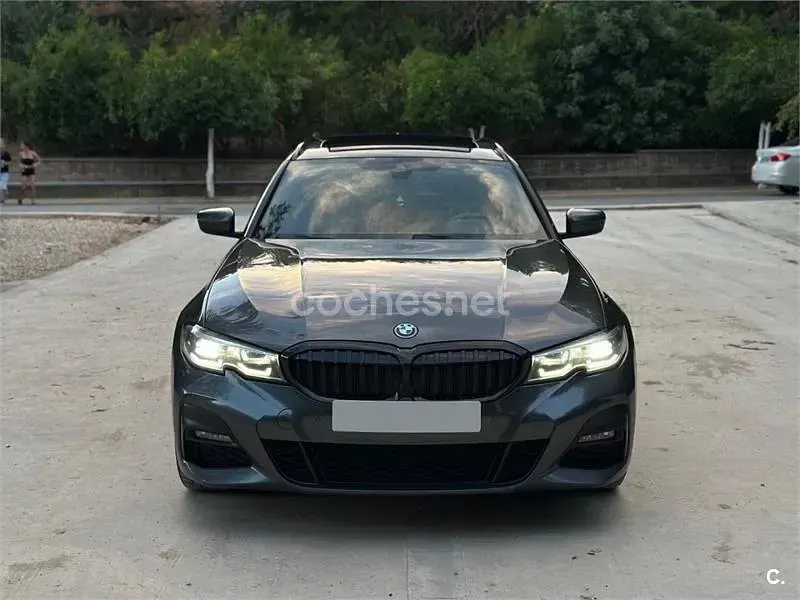 Usado BMW 330e 292 CV (214 kW) 2021 Gris / plata Familiar