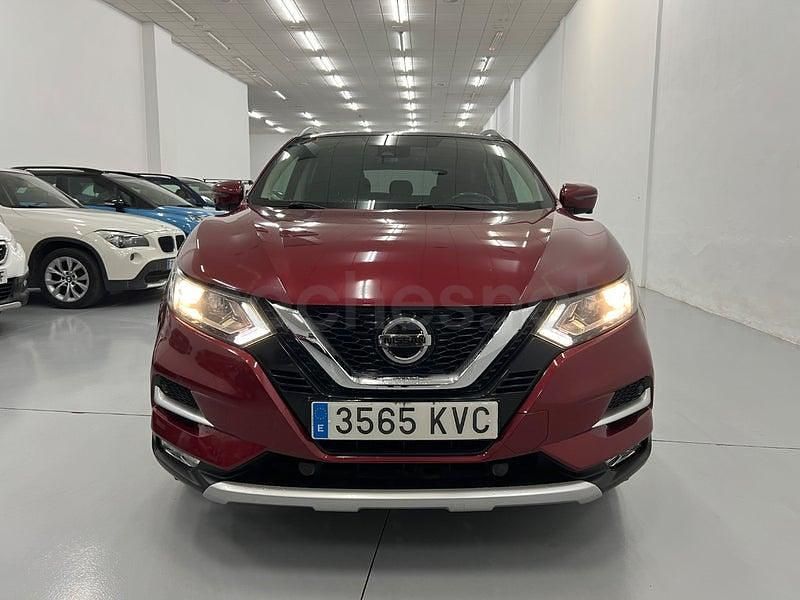 Usado Nissan Qashqai N-Connecta 115 CV (84 kW) 2018 Rojo SUV