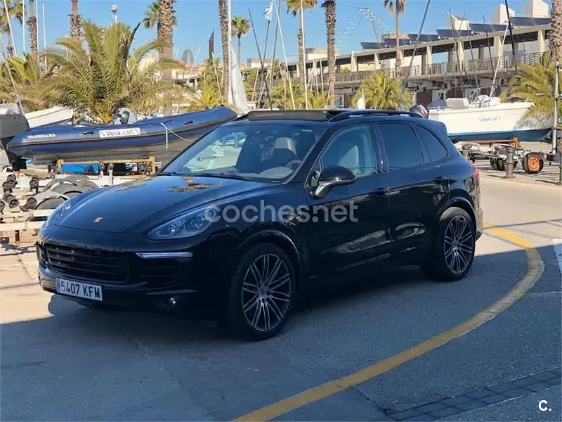 Usado Porsche Cayenne Diesel Platinum Edition 262 CV (192 kW) 2017 Negro SUV