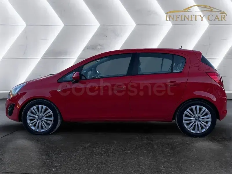 Usado Opel Corsa Excellence 100 CV (73 kW) 2014 Rojo Utilitario
