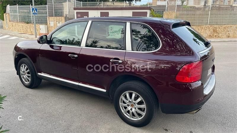 Granate Usado 2004 Porsche Cayenne SUV | 12.500 € (Buen precio) - Imagen 1/4