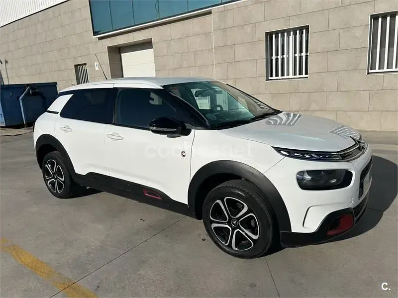 Usado Citroën C4 Cactus 102 CV (75 kW) 2021 Blanco Utilitario