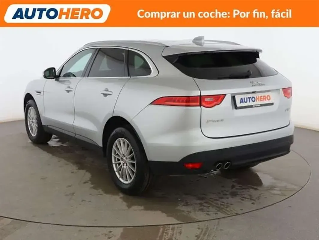 Usado Jaguar F-Pace Portfolio 179 CV (131 kW) 2016 Gris SUV