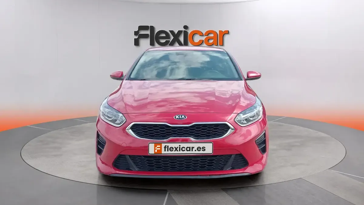 Usado Kia Ceed 120 CV (88 kW) 2020 Rojo Utilitario