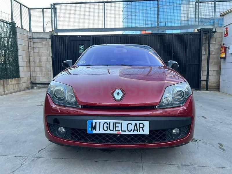 Usado Renault Laguna III Privilege 150 CV (110 kW) 2010 Granate Familiar