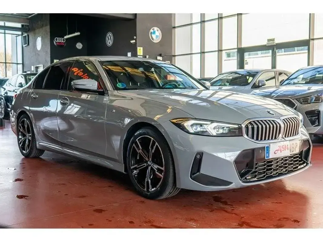 Usado BMW 318 Comfort Edition 150 CV (110 kW) 2025 Gris Berlina
