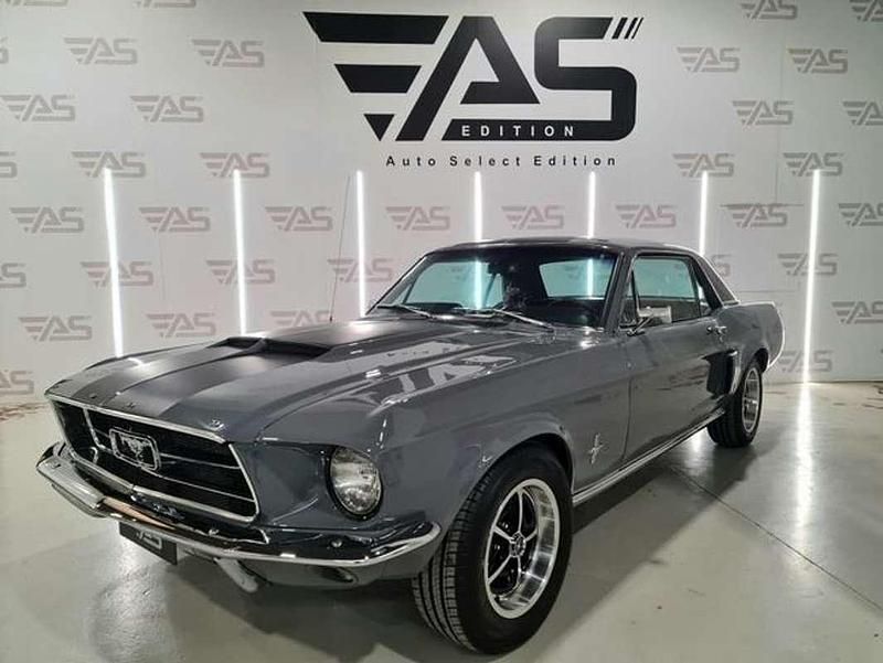 Usado Ford V8 Fastback 203 CV (149 kW) 1967 Gris Coupe