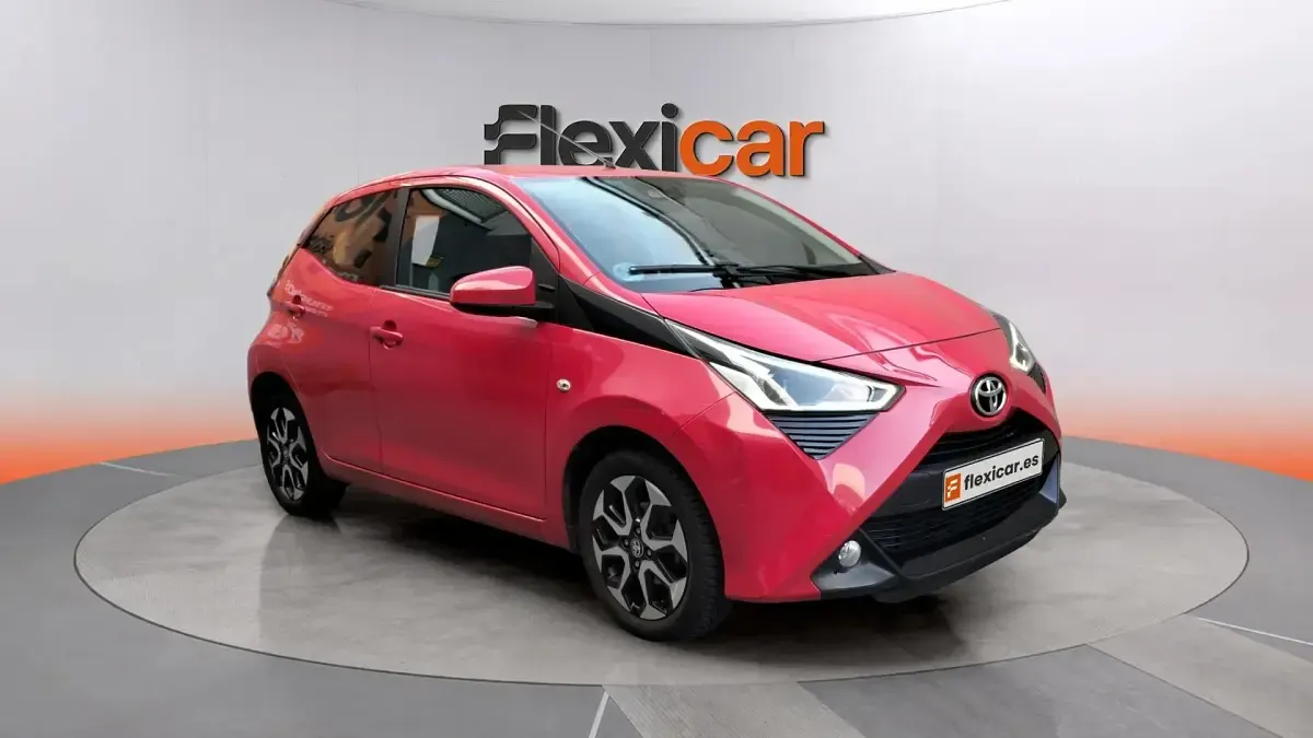 Usado Toyota Aygo X-play 72 CV (52 kW) 2019 Utilitario