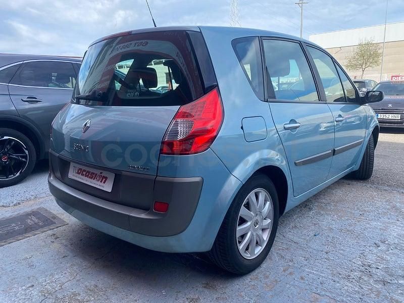 Usado Renault Scénic II Dynamique 150 CV (110 kW) 2007 Gris / plata Monovolumen