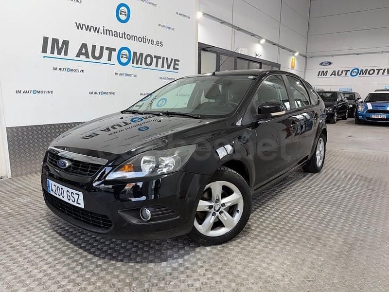 Usado Ford Focus Titanium 109 CV (80 kW) 2010 Negro Berlina