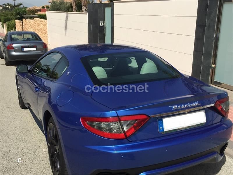 Usado Maserati Granturismo 460 CV (338 kW) 2014 Azul Coupe